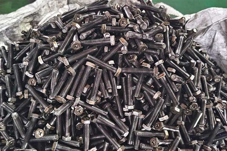 bolt surface treatmet